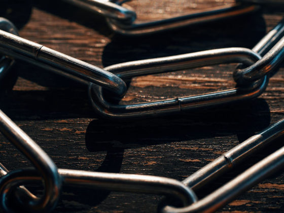 Τέσσερις καταστάσεις του νου που μας φυλακίζουν στον πόνο