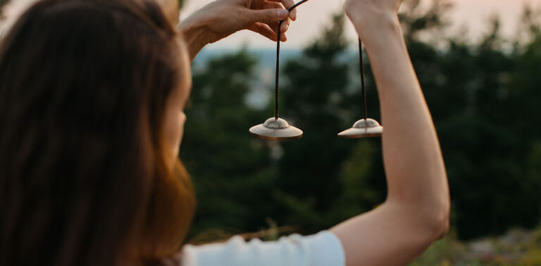 Η διαφορά ανάμεσα στο να νιώθω και στο να παρασύρομαι